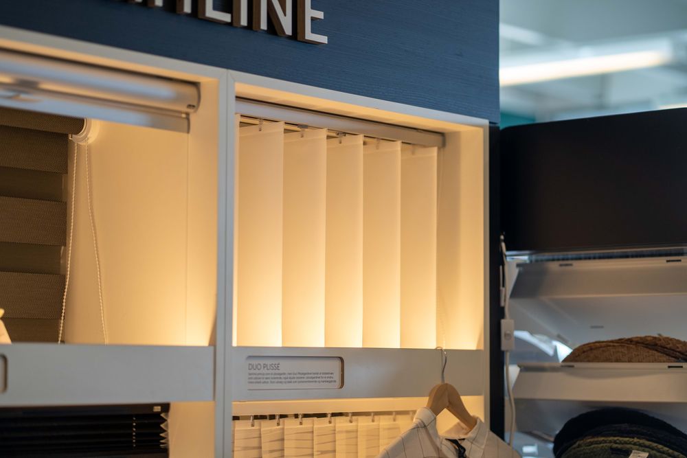 Solafskærmning i showroom